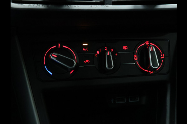 Volkswagen Polo 1.0 TSI Highline [DIGITAL DASH, APPLE CARPLAY, ANDROID, ADAPTIVE CRUISE, CAMERA, PDC V+A, NAVIGATIE, AIRCO, NIEUWSTAAT]