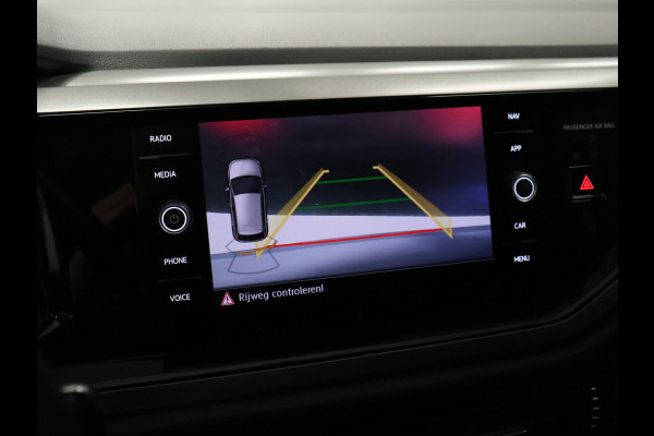 Volkswagen Polo 1.0 TSI Highline [DIGITAL DASH, APPLE CARPLAY, ANDROID, ADAPTIVE CRUISE, CAMERA, PDC V+A, NAVIGATIE, AIRCO, NIEUWSTAAT]