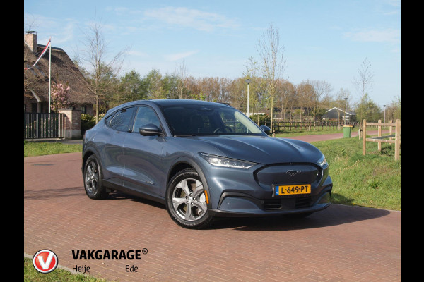 Ford Mustang Mach-E Extended RWD 98 kWh | SOH 94% | Panoramadak | 360 Camera | Bang & Olufsen | Apple Carplay | Cruise Control |