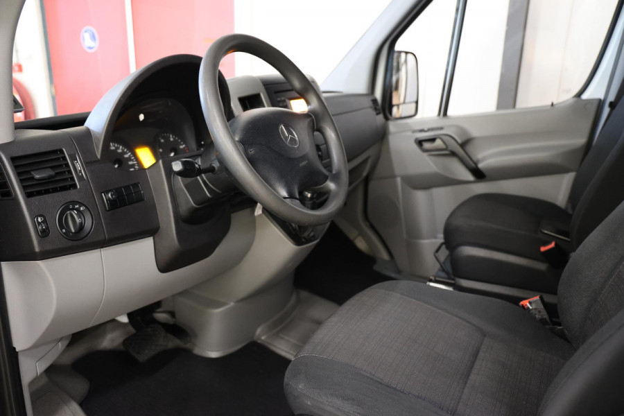 Mercedes-Benz Sprinter L3H2 AUTOMAAT POST NL SCHAPPEN EURO 6