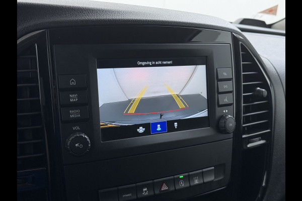 Mercedes-Benz Vito 116CDI 164pk AUT-9 Navi Adaptive-Control Camera *Sortimo Kasten* PDC-a+v Lane-Assist Sport/Comfort-Stoelen+Verwarmd Trekhaak Ecc Betonplex Vloer Schuifdeur Achterdeuren Licht-/regensensor Zijwind assistent Getint-Glas1e Eigenaar 2.500KG Trekgewicht 54.251 ex ex nieuw (86.370 inc inc.))