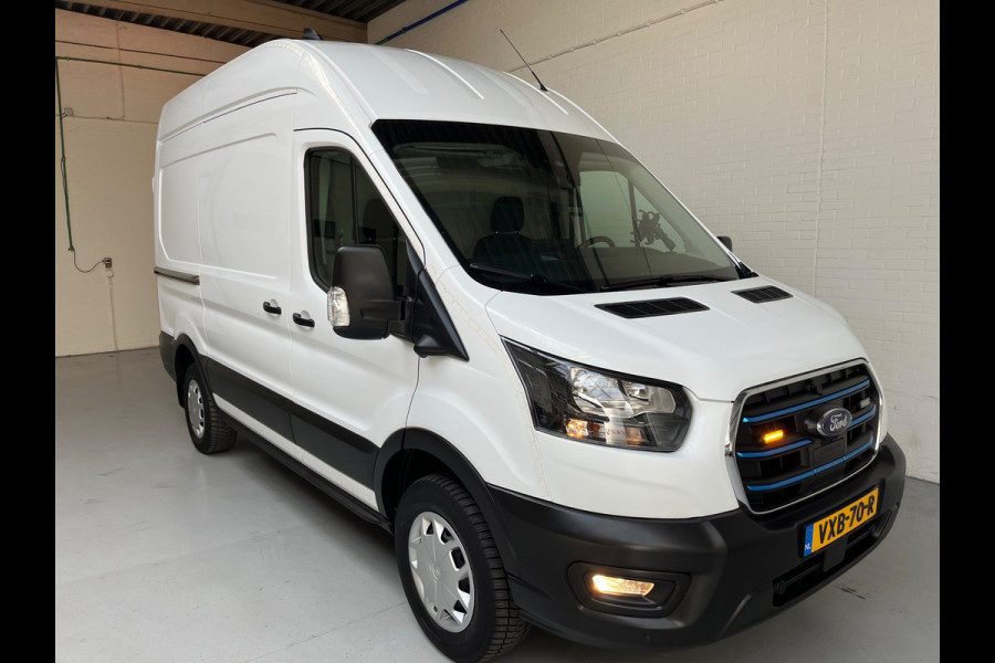 Ford E-Transit SERVICEWAGEN ELEKTRISCH 350 L2H3 Trend 68 kWh BOTT INRICHTING, V230 OMVORMER, LUXE UITVOERING, RIJKLAARPRIJS!