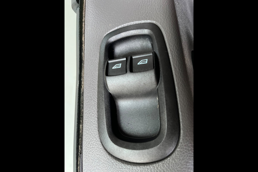 Ford E-Transit SERVICEWAGEN ELEKTRISCH 350 L2H3 Trend 68 kWh BOTT INRICHTING, V230 OMVORMER, LUXE UITVOERING, RIJKLAARPRIJS!