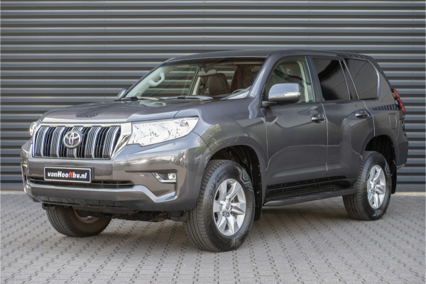 Toyota Land Cruiser 2.8 D-4D-F Grijs kenteken - Grijs metallic