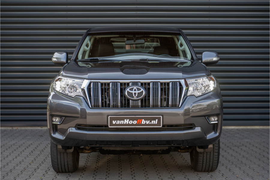 Toyota Land Cruiser 2.8 D-4D-F Grijs kenteken - Grijs metallic