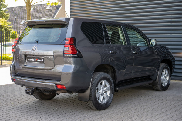 Toyota Land Cruiser 2.8 D-4D-F Grijs kenteken - Grijs metallic