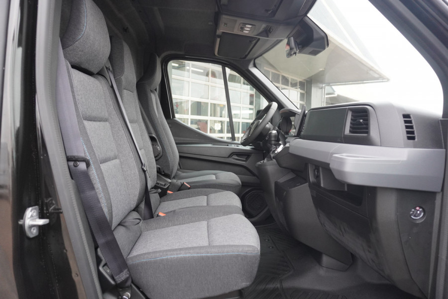 Renault Master T35 2.0 dCi 170PK L3H2 Extra Schuifdeur links en Rechts Nr. V070 | Climate | Navi | Cruise | Trekhaak | Betimmering