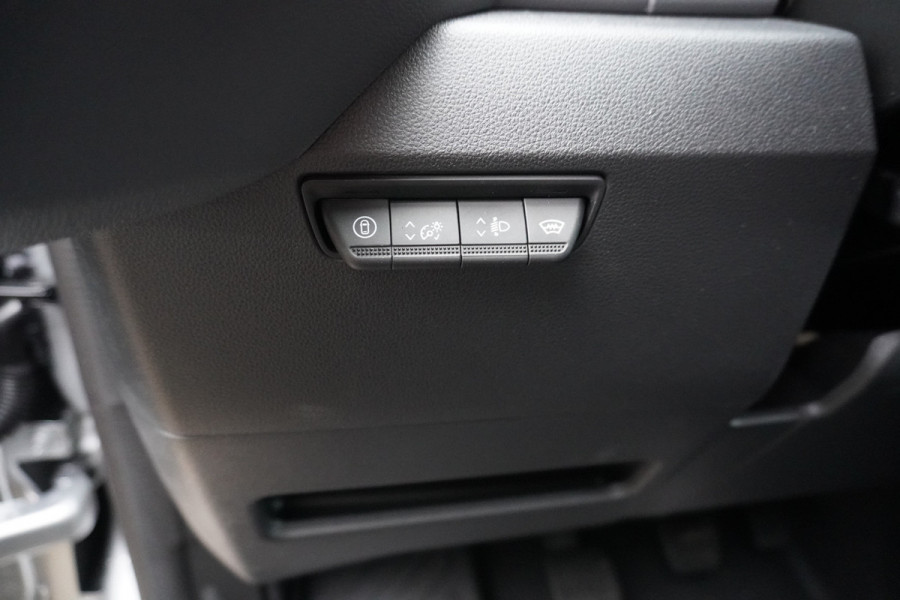 Renault Master T35 2.0 dCi 170PK L3H2 Extra Schuifdeur links en Rechts Nr. V070 | Climate | Navi | Cruise | Trekhaak | Betimmering