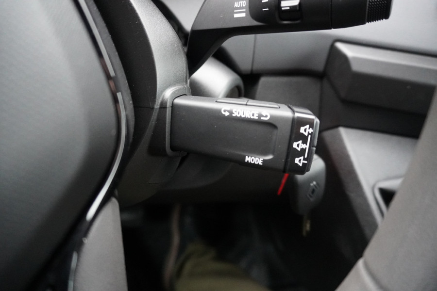 Renault Master T35 2.0 dCi 170PK L3H2 Extra Schuifdeur links en Rechts Nr. V070 | Climate | Navi | Cruise | Trekhaak | Betimmering