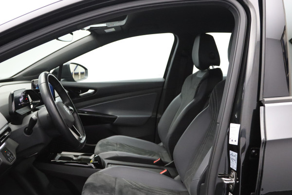 Volkswagen ID.4 Pro 77 kWh, Leder-Alcantara, Trekhaak, Carplay, Camera