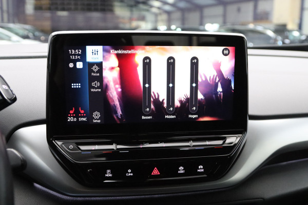 Volkswagen ID.4 Pro 77 kWh, Leder-Alcantara, Trekhaak, Carplay, Camera
