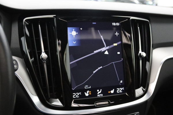 Volvo V60 2.0 T8 Twin Engine AWD 390 PK R-Design PHEV, Panoramadak, LED, 19" LM, Memory