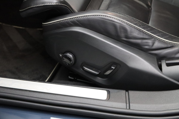 Volvo V60 2.0 T8 Twin Engine AWD 390 PK R-Design PHEV, Panoramadak, LED, 19" LM, Memory