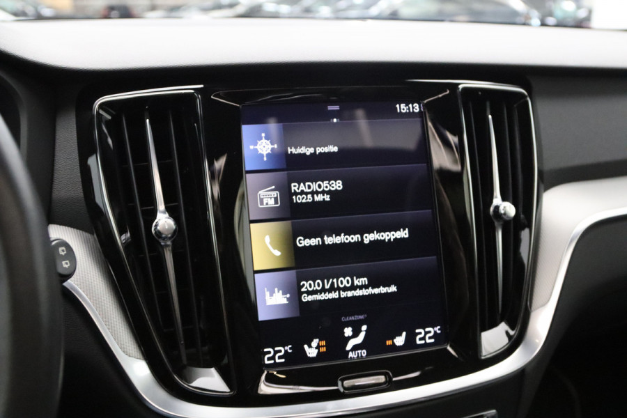 Volvo V60 2.0 T8 Twin Engine AWD 390 PK R-Design PHEV, Panoramadak, LED, 19" LM, Memory