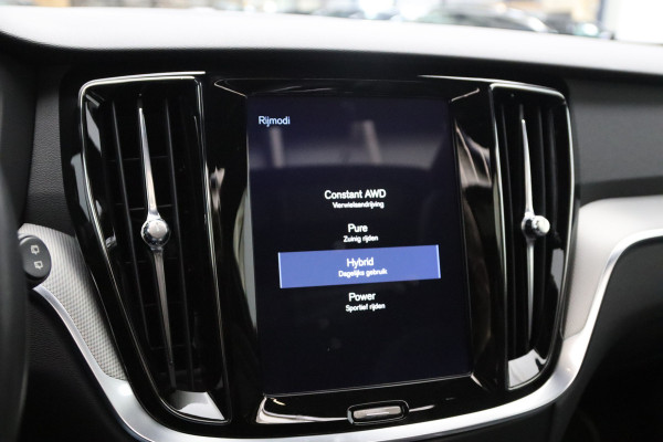 Volvo V60 2.0 T8 Twin Engine AWD 390 PK R-Design PHEV, Panoramadak, LED, 19" LM, Memory