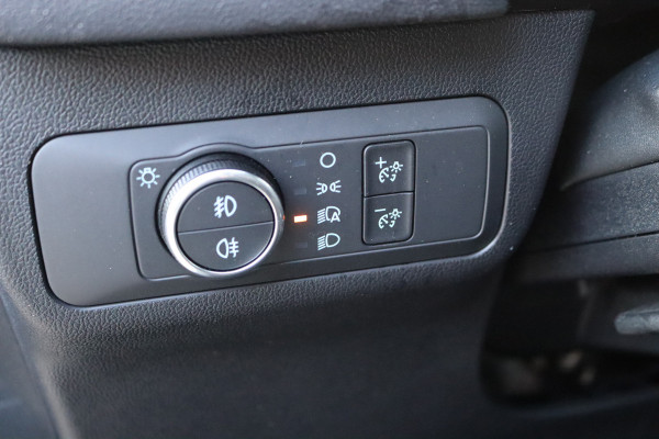 Ford Kuga 2.5 FHEV 190PK Hybrid Active X Geen-stekker/Camera/Navigatie/Parkeerhulp