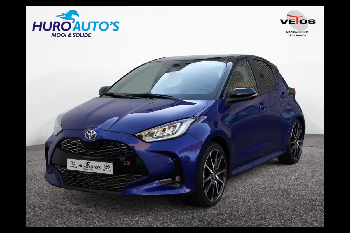Toyota Yaris 1.5 Hybrid 130 GR Sport | Bi-Tone | Leder/Alcantara | Dodehoek