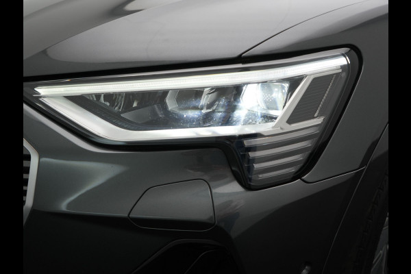 Audi e-tron 50 Quattro 2x S Line 313pk Dealer O.H INCL BTW | Luchtvering | Panodak | Head Up | Adaptive Cruise | Sfeerverlichting | Lederen Sportstoelen Verwarmd | Keyless | Navigatie | 20"L.M | DAB | Virtual |
