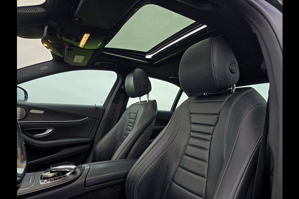 Mercedes-Benz E-Klasse 400d 4Matic Premium Plus - 340 Pk - Euro 6 - Lederen bekleding - ParkeerCamera - Schuif/Kanteldak