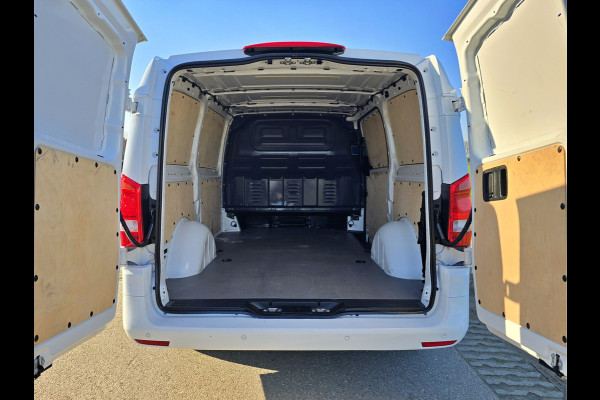 Mercedes-Benz Vito 116 CDI L2 H1 - 160 Pk - Euro 6 - AUTOMAAT - ParkeerCamera - Airco - Cruise Control