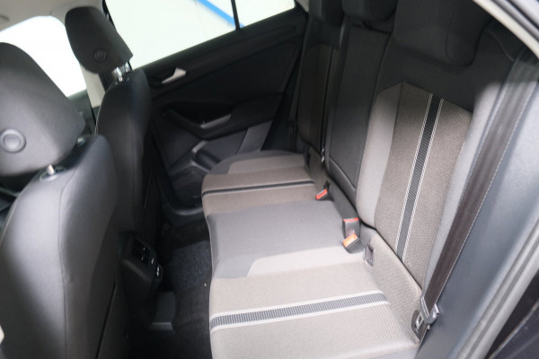 Volkswagen T-Roc 1.0 TSI Style - N.A.P. Airco, Cruise, Navi, PDC, Camera, Carplay.