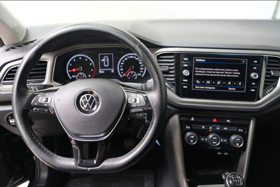Volkswagen T-Roc 1.0 TSI Style - N.A.P. Airco, Cruise, Navi, PDC, Camera, Carplay.