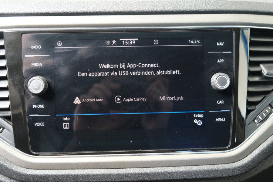 Volkswagen T-Roc 1.0 TSI Style - N.A.P. Airco, Cruise, Navi, PDC, Camera, Carplay.