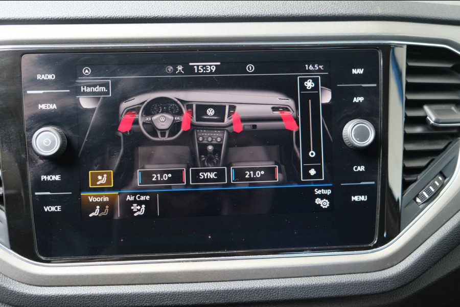 Volkswagen T-Roc 1.0 TSI Style - N.A.P. Airco, Cruise, Navi, PDC, Camera, Carplay.