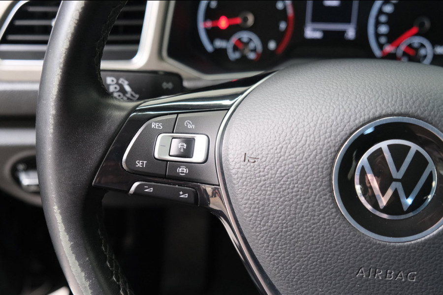 Volkswagen T-Roc 1.0 TSI Style - N.A.P. Airco, Cruise, Navi, PDC, Camera, Carplay.