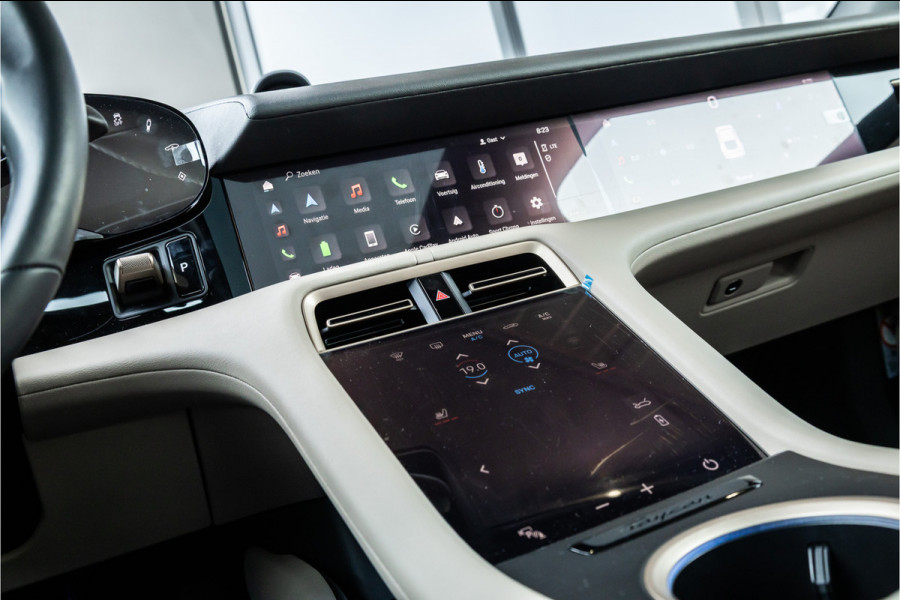 Porsche Taycan 79 kWh - Sport Chrono + | Panorama | Bose | 360 Camera