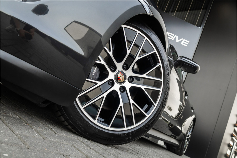 Porsche Taycan 79 kWh - Sport Chrono + | Panorama | Bose | 360 Camera