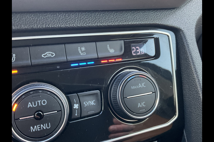 Volkswagen Tayron 3.6 VR6 277pk 7-Pers Pano Memory Stoelverw+Ventilatie 360° Leer BOMVOL!