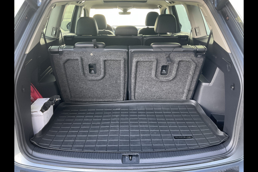 Volkswagen Tayron 3.6 VR6 277pk 7-Pers Pano Memory Stoelverw+Ventilatie 360° Leer BOMVOL!