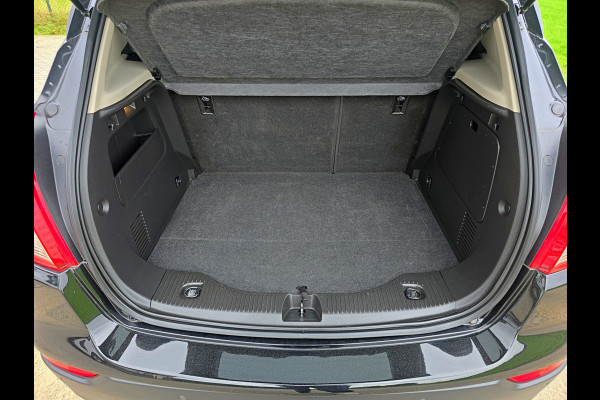 Opel Mokka X 1.4 Turbo Innovation - 140 Pk - Euro 6 - ParkeerCamera - Stoelverwarming - Navi - AC - Cruise Control