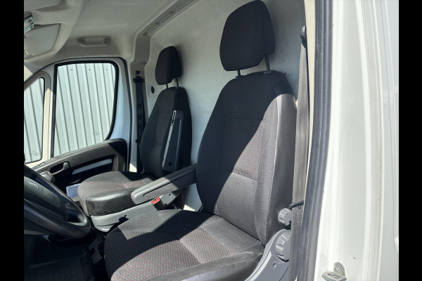 Peugeot Boxer 330 2.2 BlueHDi 120 L1H1