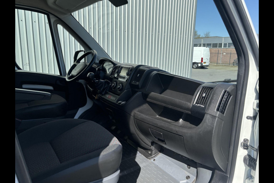 Peugeot Boxer 330 2.2 BlueHDi 120 L1H1