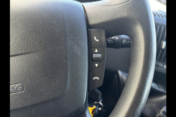 Peugeot Boxer 330 2.2 BlueHDi 120 L1H1