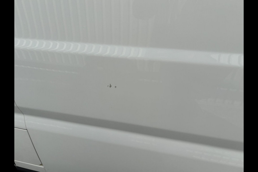 Peugeot Boxer 330 2.2 BlueHDi 120 L1H1