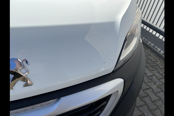 Peugeot Boxer 330 2.2 BlueHDi 120 L1H1