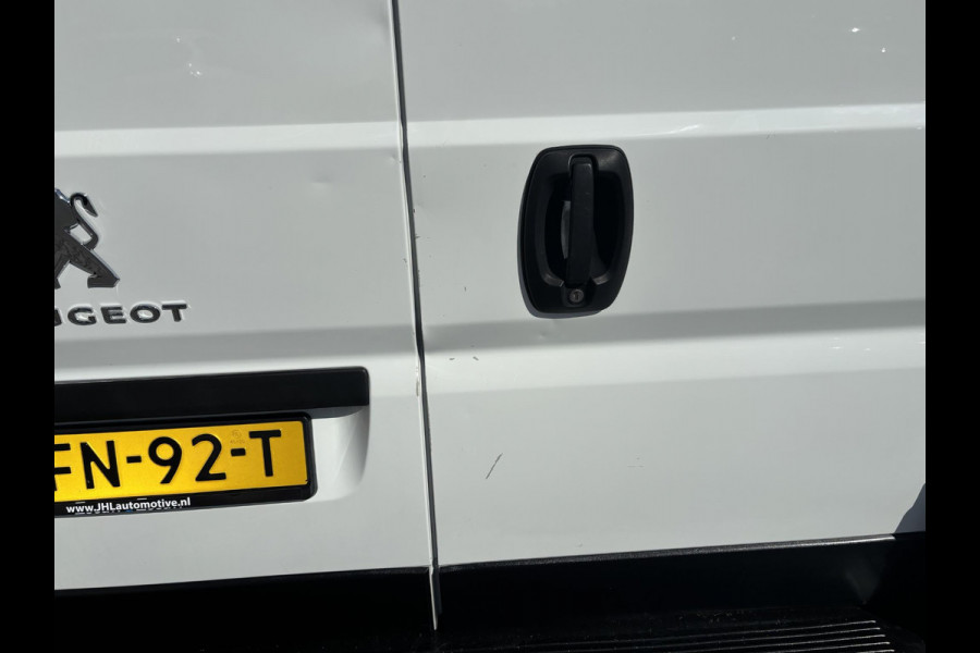 Peugeot Boxer 330 2.2 BlueHDi 120 L1H1