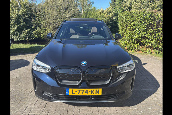 BMW iX3 High Executive 80 kWh | Panoramdak | Leder | Head up Display | Harman Kardon | Geheugenstoelen | Adaptive cruise control