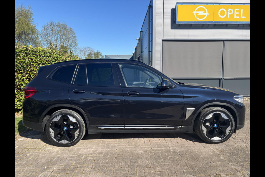 BMW iX3 High Executive 80 kWh | Panoramdak | Leder | Head up Display | Harman Kardon | Geheugenstoelen | Adaptive cruise control