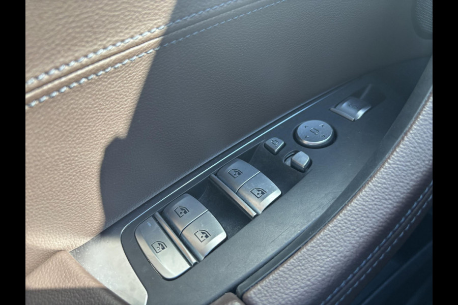 BMW iX3 High Executive 80 kWh | Panoramdak | Leder | Head up Display | Harman Kardon | Geheugenstoelen | Adaptive cruise control