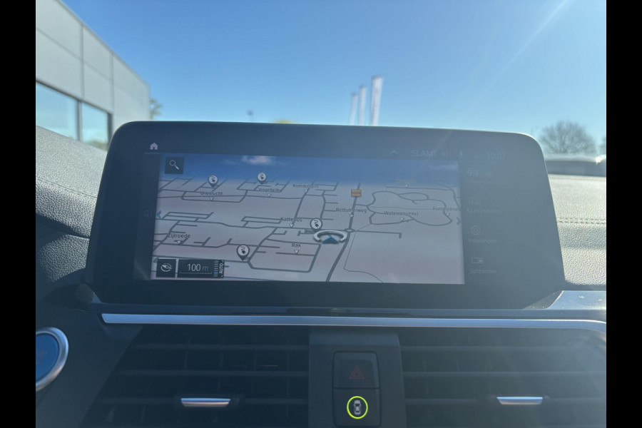 BMW iX3 High Executive 80 kWh | Panoramdak | Leder | Head up Display | Harman Kardon | Geheugenstoelen | Adaptive cruise control
