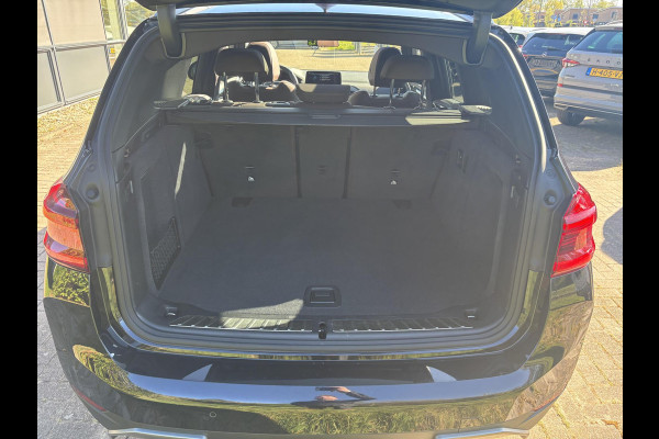 BMW iX3 High Executive 80 kWh | Panoramdak | Leder | Head up Display | Harman Kardon | Geheugenstoelen | Adaptive cruise control