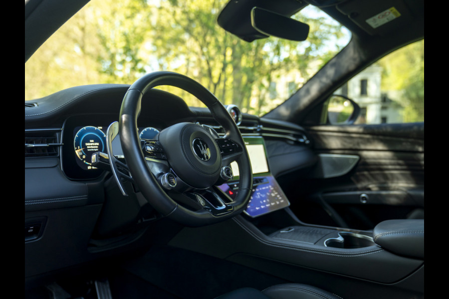 Maserati Grecale Modena 330pk | Luchtvering | Head-up