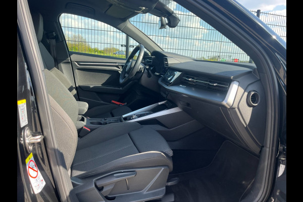 Audi A3 Sportback 30 TFSI Advanced edition | 1ste Eigenaar| Carplay | Navi |