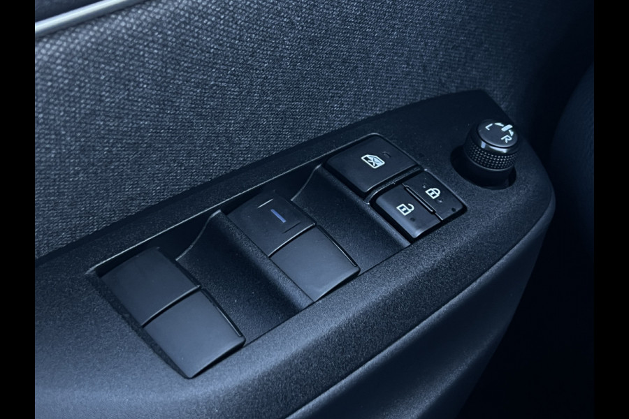 Toyota Yaris 1.5 Hybrid Dynamic | ACC | Carplay | Camera | LED