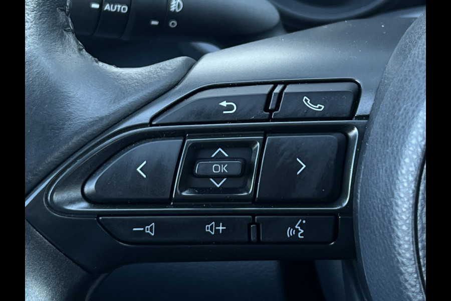 Toyota Yaris 1.5 Hybrid Dynamic | ACC | Carplay | Camera | LED