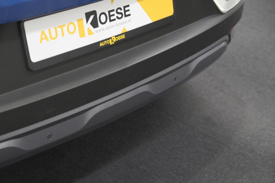 Renault Captur 1.6 E-Tech Plug-in Hybrid 160 Initiale Paris | 360 Camera | Dodehoekdetectie | Pack Winter | Apple Carplay